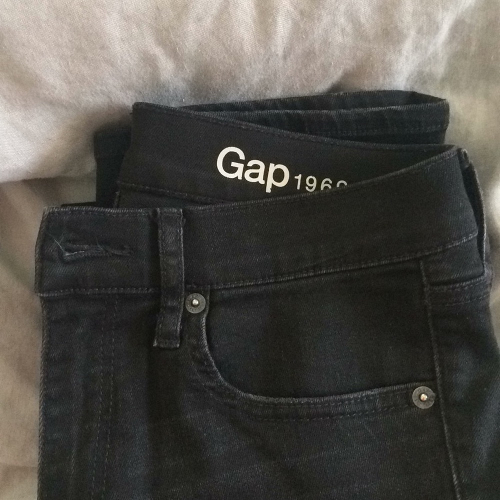 Black jeans Gap 1969 resolution slim straight 27s